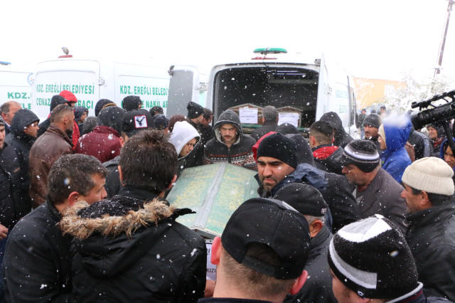 Zonquldağda faciə: 9 tabut ard-arda düzüldü - VİDEO - FOTO