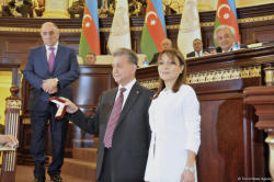 Nərgiz Paşayeva: "Ən müqəddəs vəzifəmiz - Nizami Gəncəvinin adını Oksford Universitetində daimi yaşatmaqdır" - FOTO