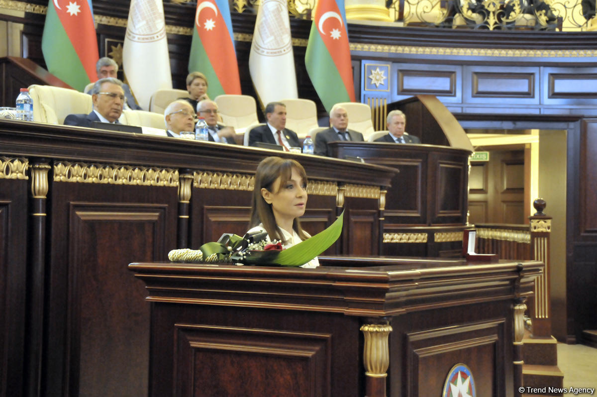 Nərgiz Paşayeva: "Ən müqəddəs vəzifəmiz - Nizami Gəncəvinin adını Oksford Universitetində daimi yaşatmaqdır" - FOTO