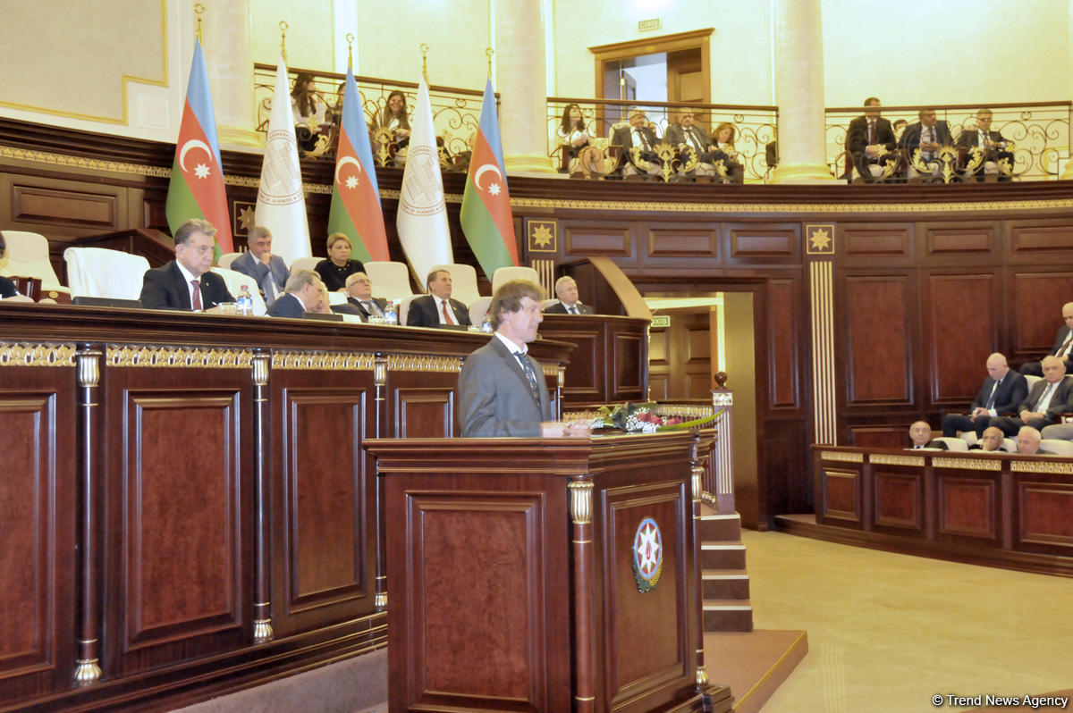 Nərgiz Paşayeva: "Ən müqəddəs vəzifəmiz - Nizami Gəncəvinin adını Oksford Universitetində daimi yaşatmaqdır" - FOTO