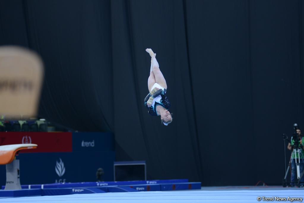 İdman gimnastikası üzrə Azərbaycan komandası İslamiadada qızıl medal qazandı - FOTO