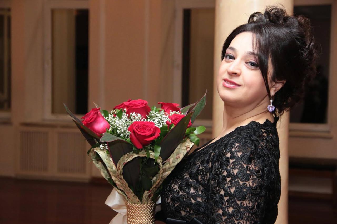 Əməkdar artist Fəridə Məmmədova: "Hər konsertdən sonra dost-tanış dairəm genişlənir" - FOTO