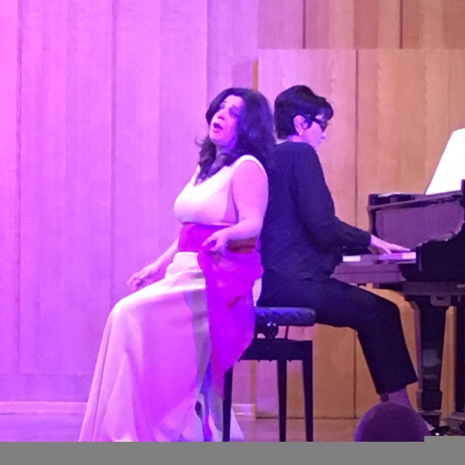 Əməkdar artist Fəridə Məmmədova: "Hər konsertdən sonra dost-tanış dairəm genişlənir" - FOTO