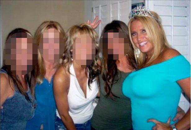 Bu qadın ildə 77 min qazanır - Sinəsinin ölçüsü 134 sm-dir - FOTO