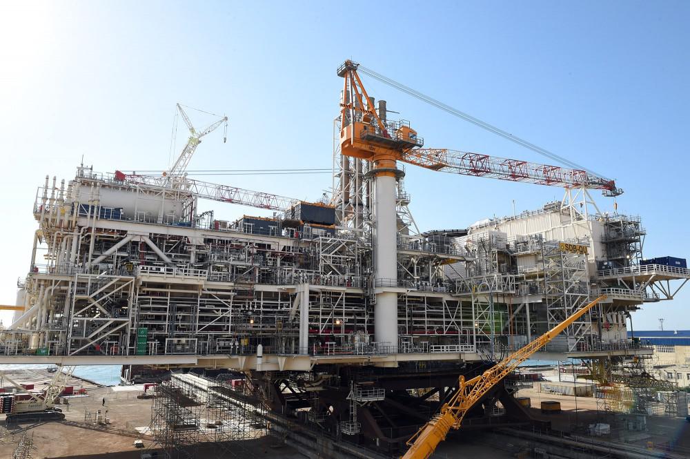 Prezident İlham Əliyev "Şahdəniz-2" üçün inşa olunan platformanın üst tikililərinin dənizə yola salınması mərasimində iştirak edib - FOTO