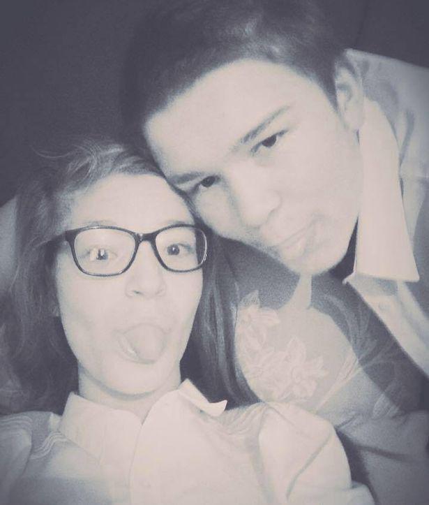 14 yaşlı qız anasının və bacısının başını kəsdi, sonra da... - Ağlasığmaz cinayət - FOTO