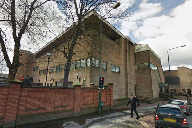 14 yaşlı qız anasının və bacısının başını kəsdi, sonra da... - Ağlasığmaz cinayət - FOTO