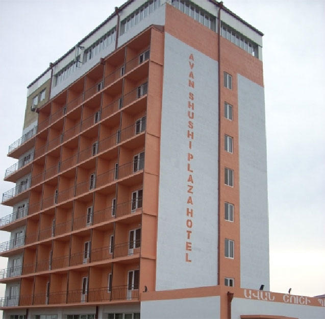 Ermənilər Qarabağda hotellər tikirlər - FOTO