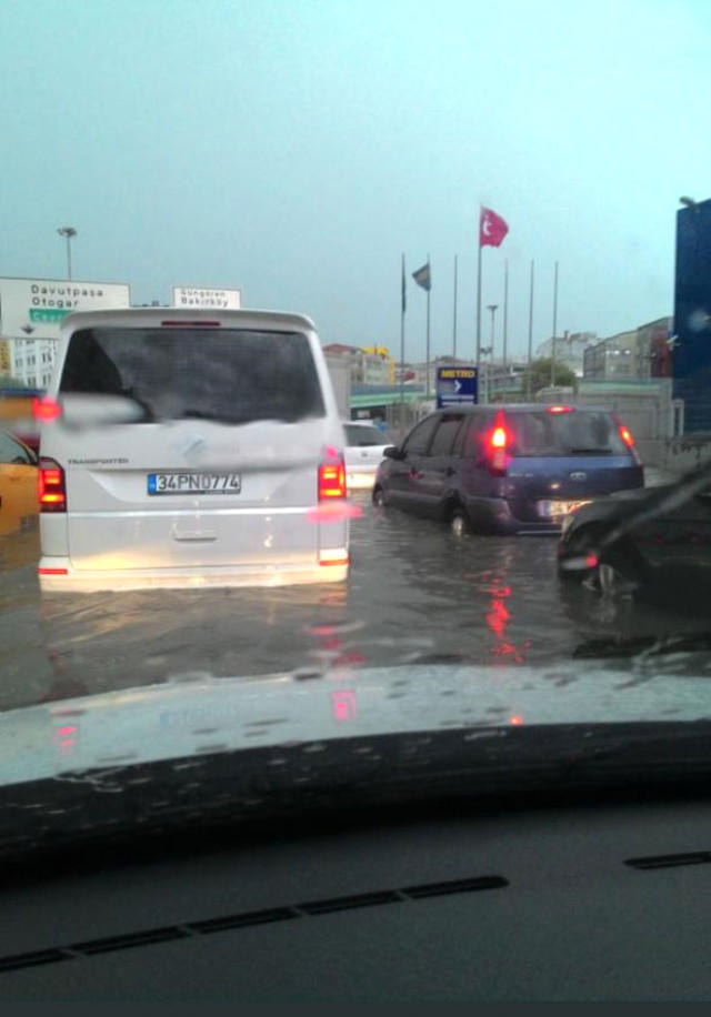 İstanbulda dənizlə quru "birləşdi" - leysan yağışları - VİDEO - FOTOlar