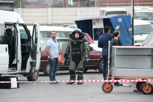 Boşanmaq istəyən arvadının avtomobilinə bomba qoydu -  Türkiyədə qəribə olay -  FOTO