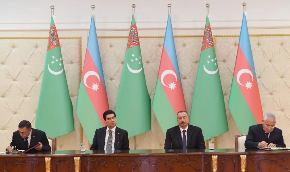 Azərbaycan və Türkmənistan prezidentləri mətbuata bəyanatlarla çıxış ediblər - YENİLƏNİB - FOTO