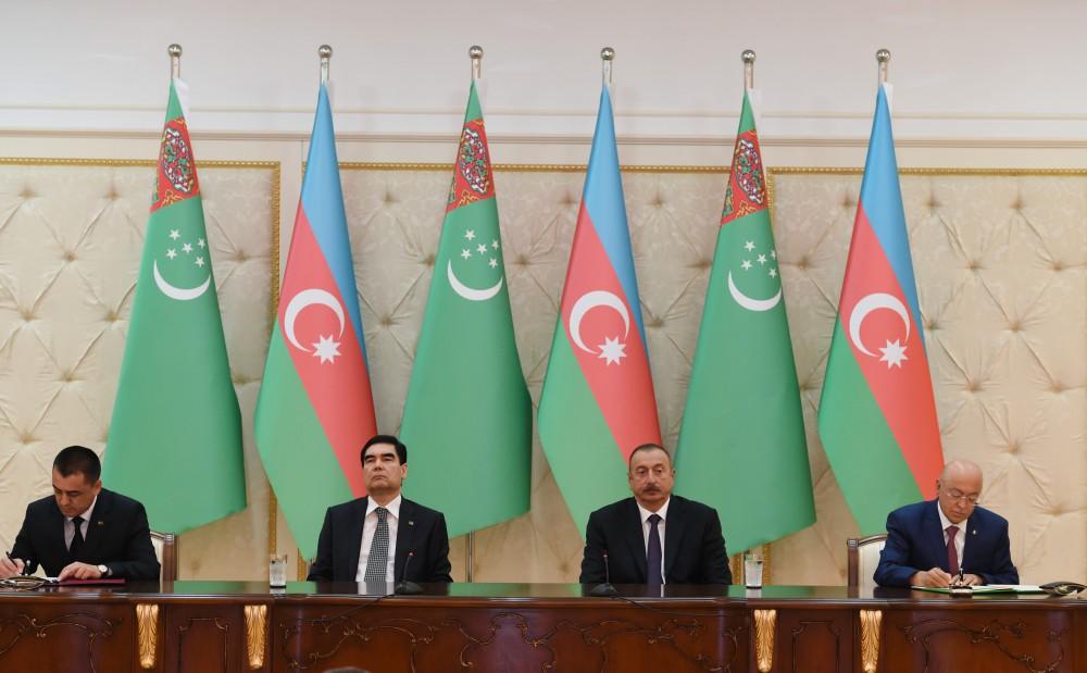 Azərbaycan və Türkmənistan prezidentləri mətbuata bəyanatlarla çıxış ediblər - YENİLƏNİB - FOTO