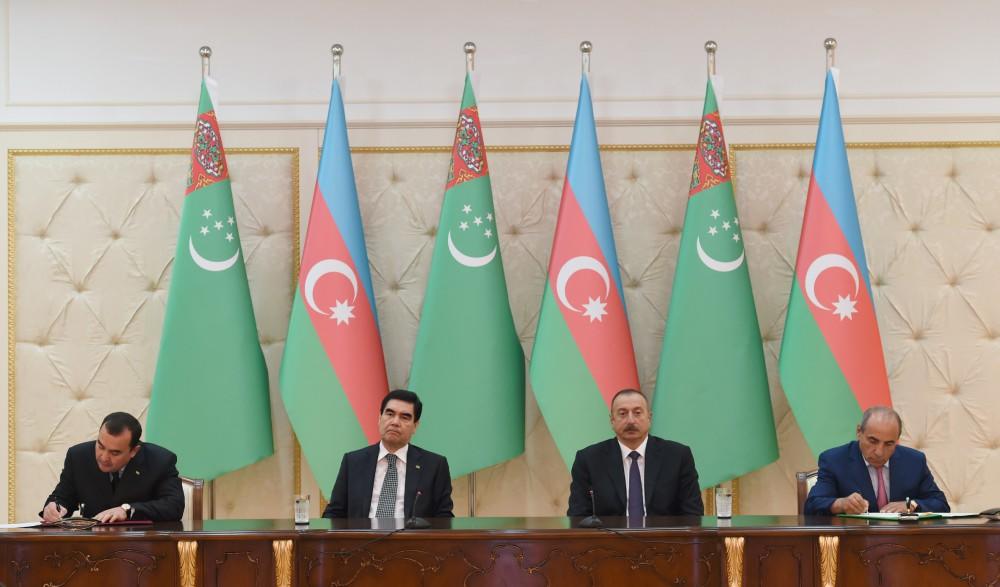 Azərbaycan və Türkmənistan prezidentləri mətbuata bəyanatlarla çıxış ediblər - YENİLƏNİB - FOTO