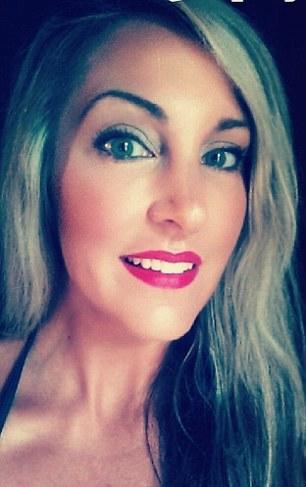 38 yaşlı qadın iki yeniyetmə oğlana təcavüz etdi - FOTO