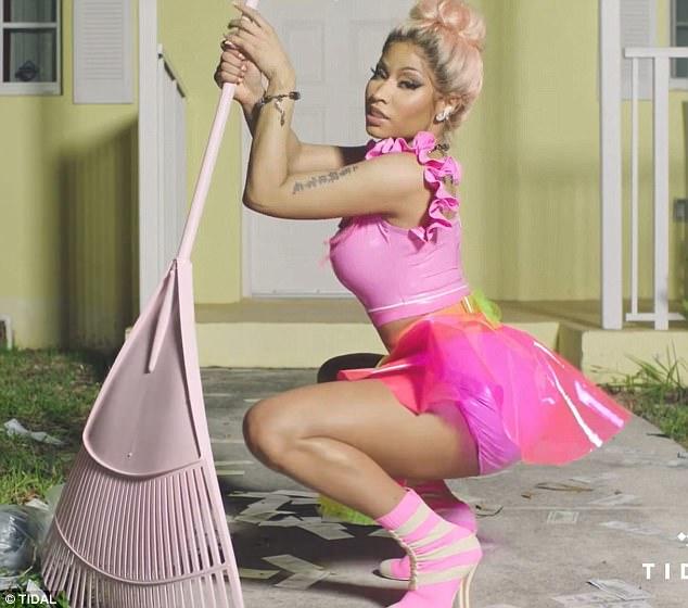 Niki Minajın yeni klipi ələ salındı - VİDEO - FOTO