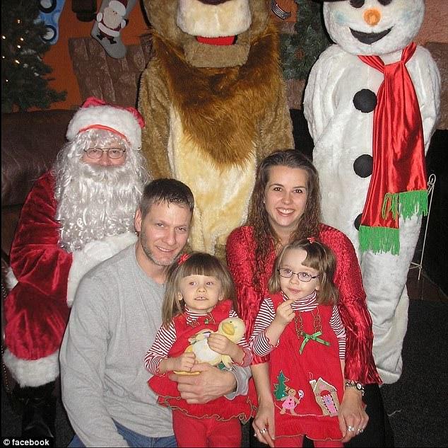 Ana əkiz qızlarını güllələdi, sonra intihar etdi - VİDEO - FOTO