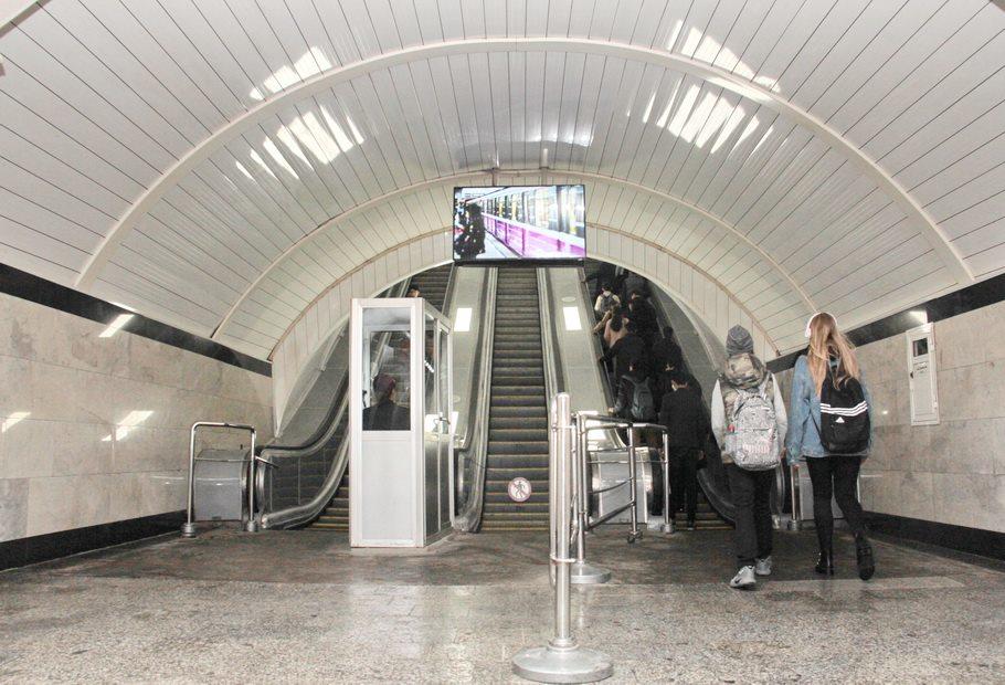 Metronun "Nizami" stansiyası yenilənmiş görkəmdə - FOTO
