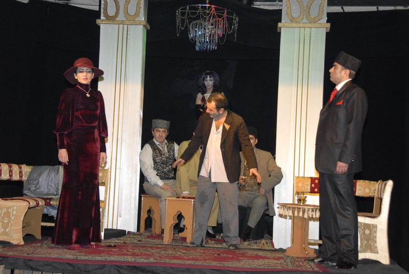 Həftəsonu olacaq maraqlı tamaşalar - FOTO