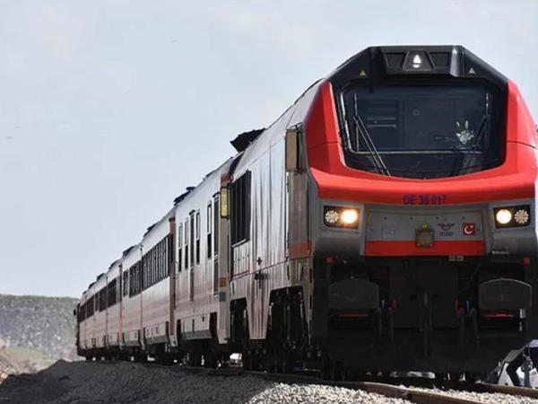 Qarsda ermənilərlə "mübhəm" görüşlər: bu yol tələyə <span class="color_red">apara bilər</span>