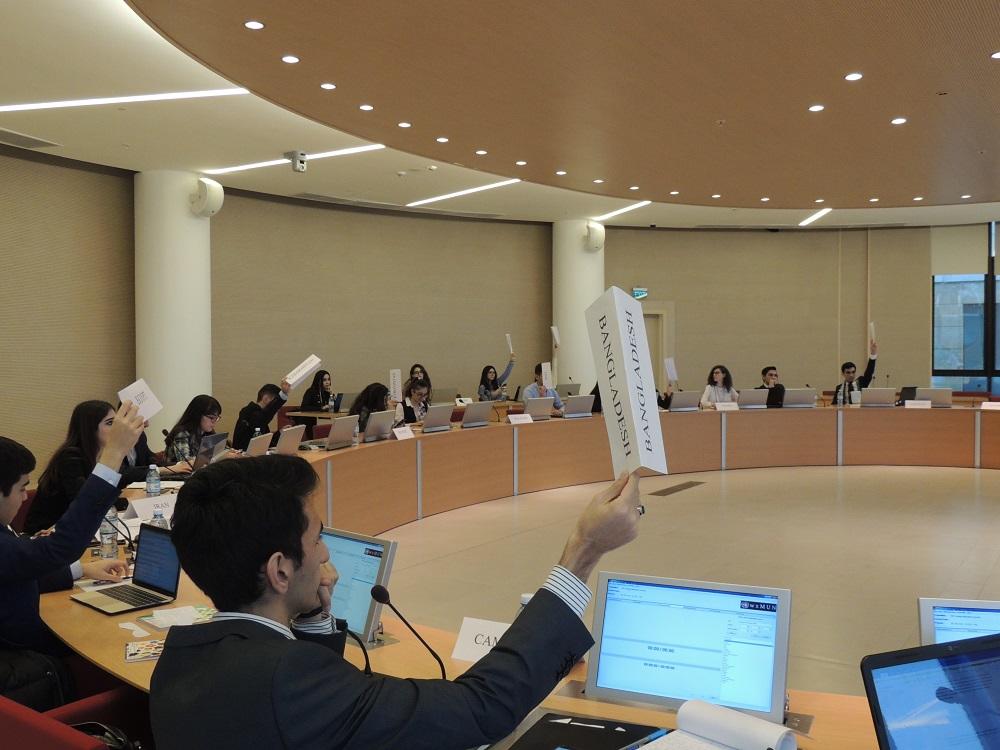 ADA Universitetində daha bir ilk - Tələbələr nazirləri simulyasiya etdilər - FOTO