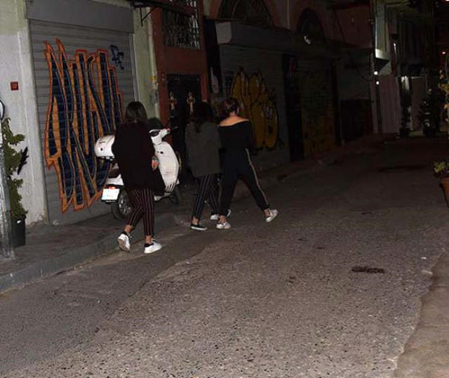 Müğənninin 17 yaşlı oğlu 4 qızı gecə klunbundan villasına apardı - FOTO