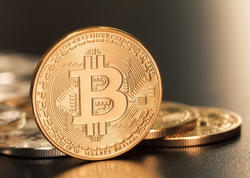 &quot;Bitcoin&quot;də 12 il gözlədi, 44 milyon qazandı