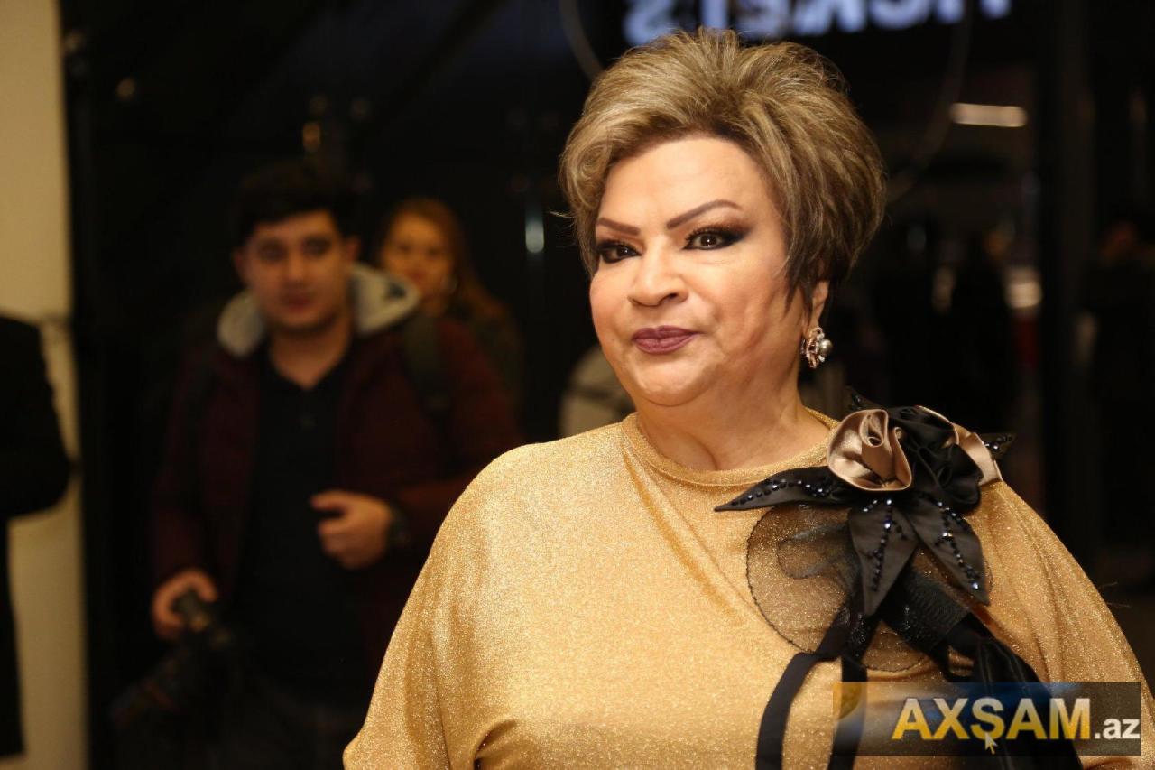 27 il sonra yenidən bir araya gəldilər - "Bəxt Üzüyü 2" filminin təqdimatından FOTOlar