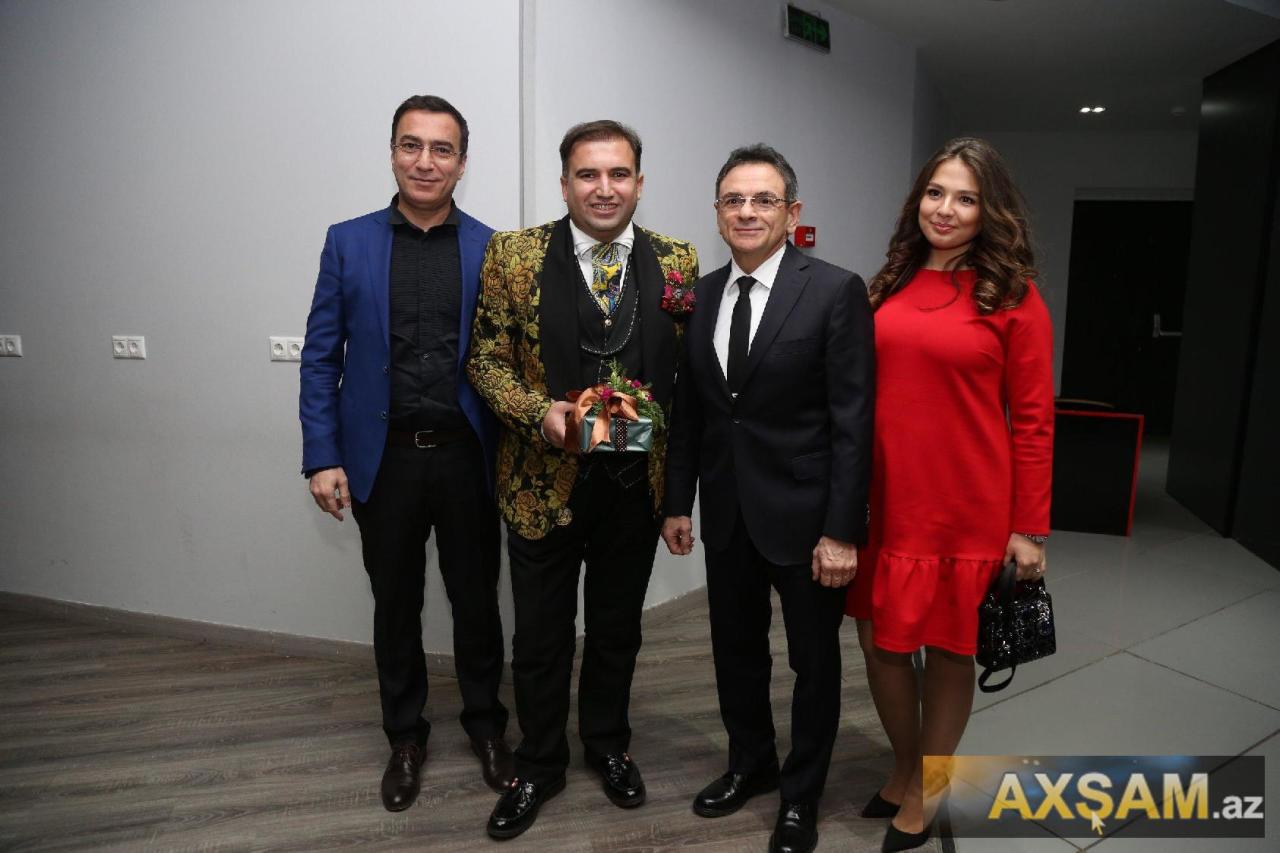 27 il sonra yenidən bir araya gəldilər - "Bəxt Üzüyü 2" filminin təqdimatından FOTOlar