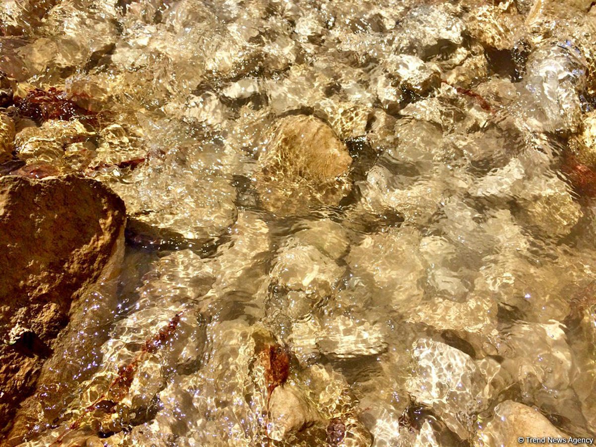 Bənzərsiz Afurca şəlaləsi - FOTO