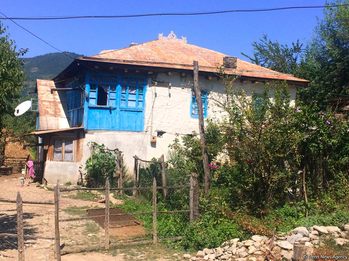 Bənzərsiz Afurca şəlaləsi - FOTO