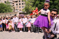 "Son zəng" necə keçdi? - Təhsil İdarəsindən açıqlama - FOTO