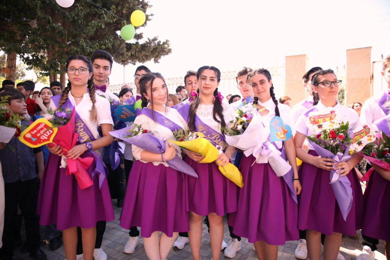 "Son zəng" necə keçdi? - Təhsil İdarəsindən açıqlama - FOTO