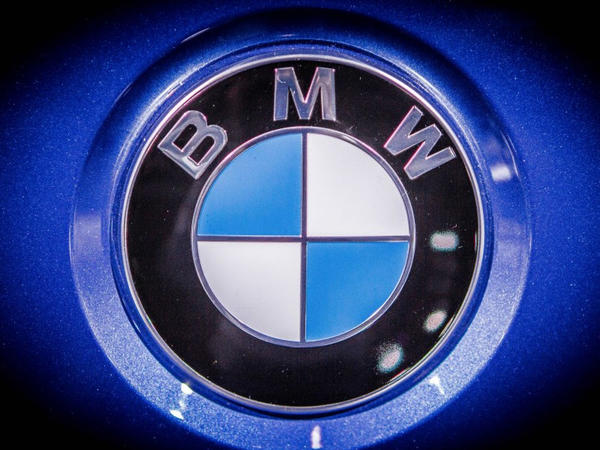&quot;BMW&quot; loqosunu dəyişdi - FOTO