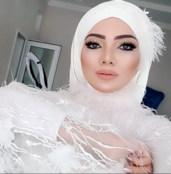 Azərbaycanlı məşhurdan sevdiyi xanıma QEYRİ-ADİ EVLİLİK TƏKLİFİ - VİDEO - FOTO