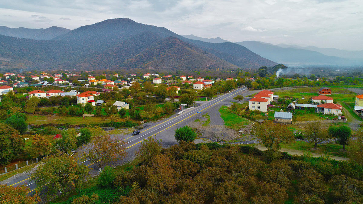 Mühüm turizm marşrutuna daxil olan Qax-Zaqatala yolu yenidən quruldu - FOTO