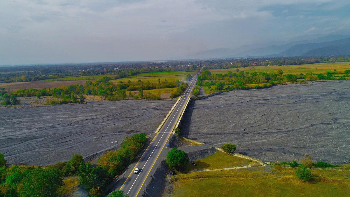 Mühüm turizm marşrutuna daxil olan Qax-Zaqatala yolu yenidən quruldu - FOTO