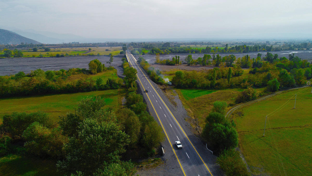 Mühüm turizm marşrutuna daxil olan Qax-Zaqatala yolu yenidən quruldu - FOTO