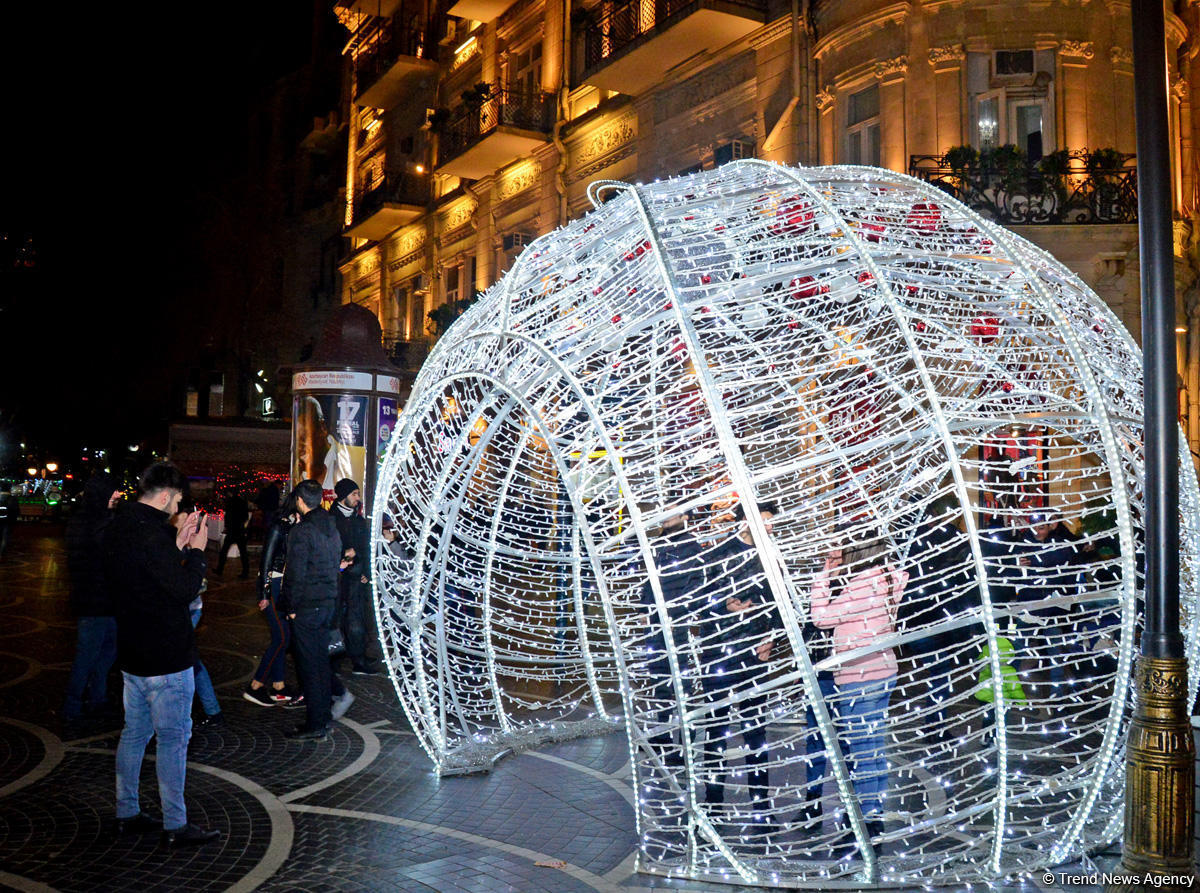 Bayram ab-havalı Bakı - FOTOSESSİYA