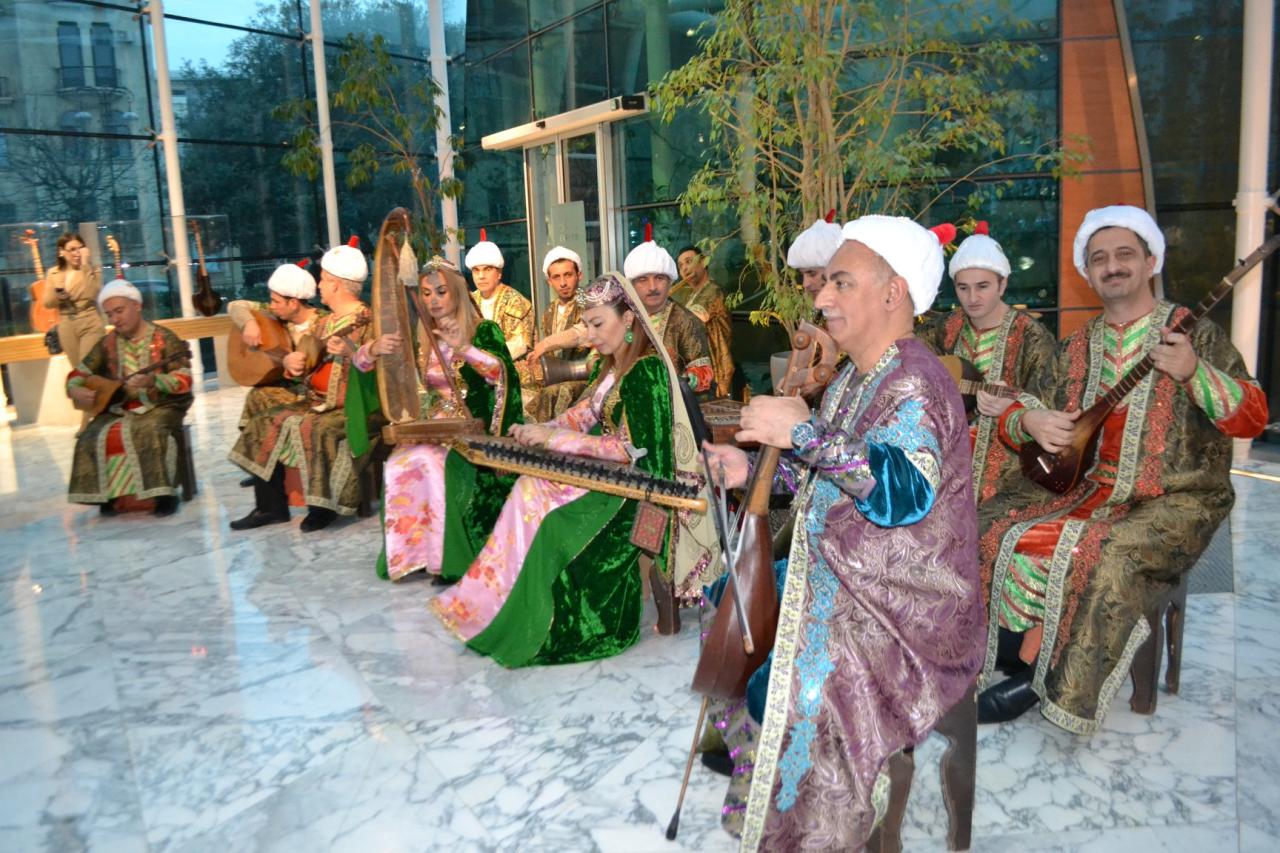 Beynəlxalq Muğam Mərkəzi fəaliyyətinin 10 illiyini qeyd etdi - Təntənəli tədbir - FOTO