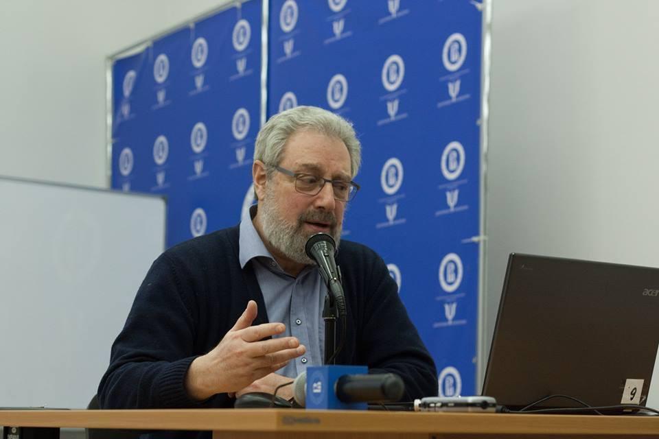 Xəstə ilə seksdən danışmaq daha rahatdır, nəinki... - Məşhur həkimdən İNANILMAZ SÖZLƏR - FOTO