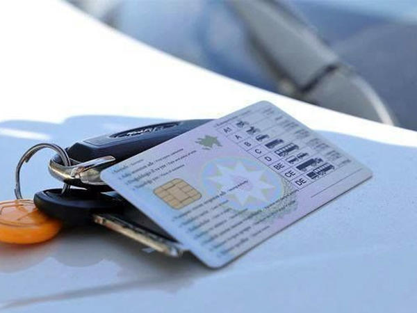 Azərbaycanın sürücülük vəsiqəsi bu ölkədə TANINACAQ