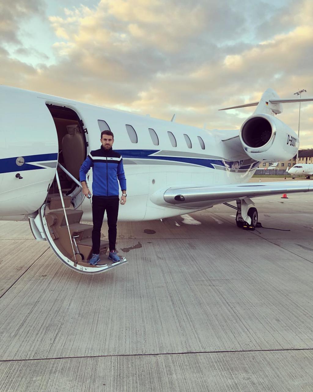 Bu futbolçu meydanda hər dəqiqəyə 5700 dollar alacaq - FOTO
