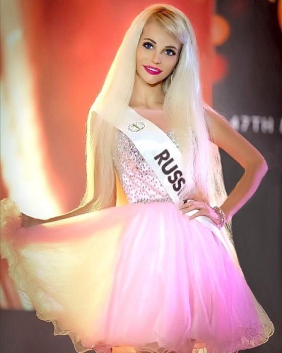 5 dəfə ərə gedən "Rus Barbi" - FOTO
