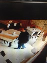 AQTA adından rüşvət alan növbəti dələduzun görüntüləri yayıldı -  FOTO