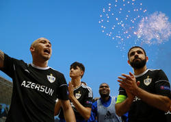 Rəşad Sadıqov daha bir il &quot;Qarabağ&quot;da