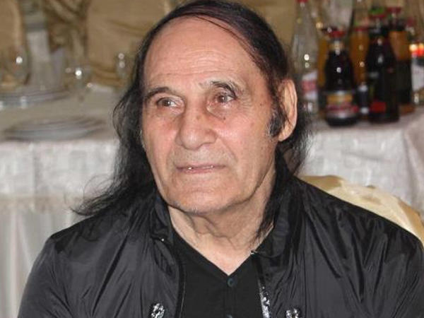 Niyaməddin Musayev Qumralı tənqid etdi: “Ayıbdır, “cütləşmiş” pis sözdür”