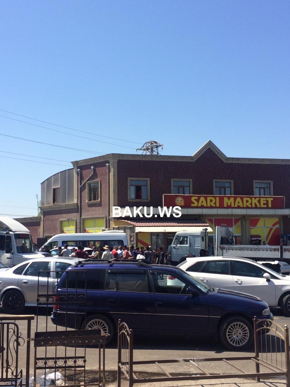Bakıda DƏHŞƏT - KamAZ qadının üstündən keçdi - FOTO