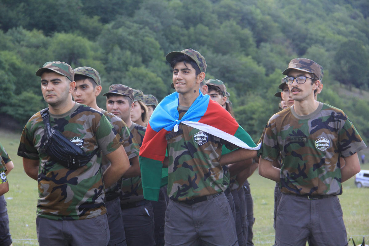 "Marş İrəli" iştirakçıları Ballıqaya ərazisində yerləşən "Hər şey vətən üçün" yazılan zirvəyə yürüş ediblər - VİDEO - FOTO