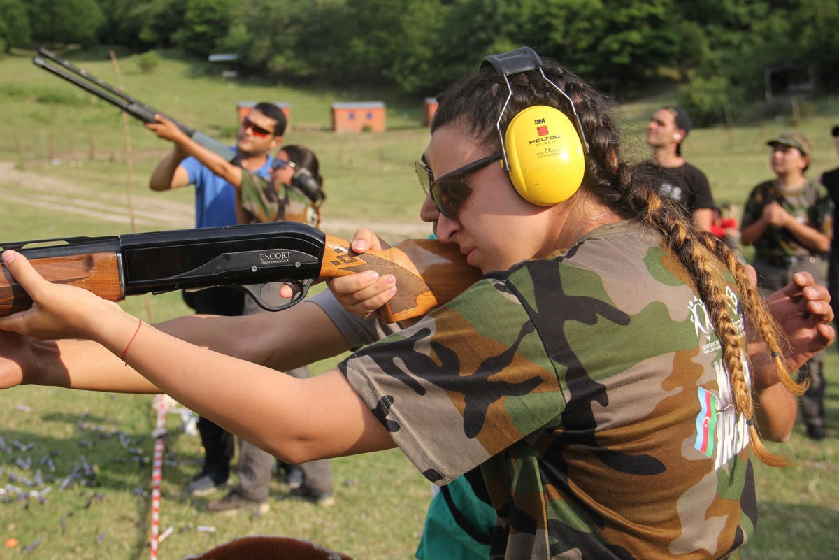 "Marş İrəli" iştirakçıları Ballıqaya ərazisində yerləşən "Hər şey vətən üçün" yazılan zirvəyə yürüş ediblər - VİDEO - FOTO