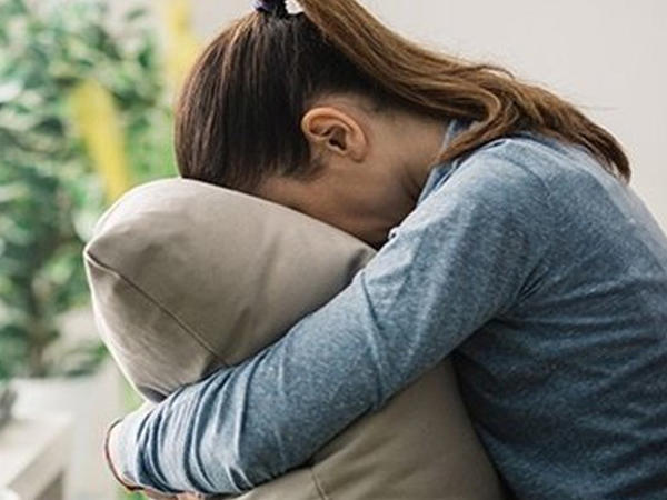 Kapitalizmin psixologiyaya təsirləri: Niyə daim tükənmiş hiss edirik?